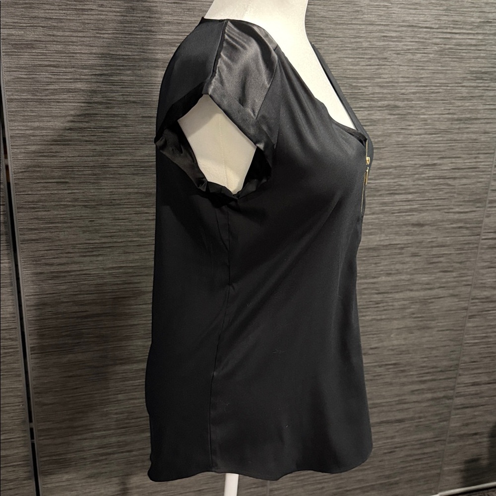 Express Zip-Front Satin Blouse - Picture 3 of 9